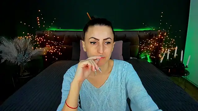 Snapshot of Rebecca_Diamond chatting on March 1, 2026, 6:24 am Rebecca Diamond online show from March 1, 2026, 6:24 am