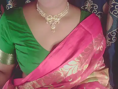 Snapshot of banglarani880 chatting on January 10, 2025, 5:13 pm banglarani880 online show from January 10, 2025, 5:13 pm