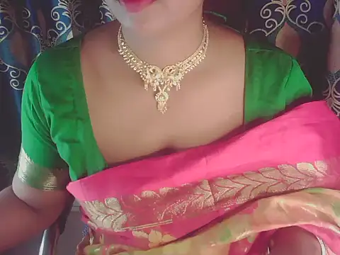 Snapshot of banglarani880 chatting on January 10, 2025, 8:15 pm banglarani880 online show from January 10, 2025, 8:15 pm