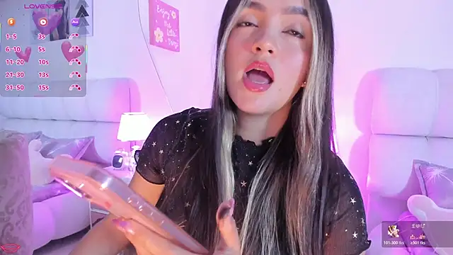 zoemina xd online show from May 28, 2026, 8:26 pm