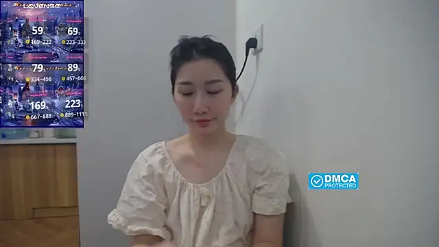 Asiagirll online show from October 22, 2025, 3:33 pm