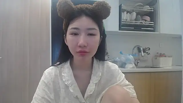 Snapshot of Asiagirll chatting on May 3, 2026, 3:11 am Asiagirll online show from May 3, 2026, 3:11 am
