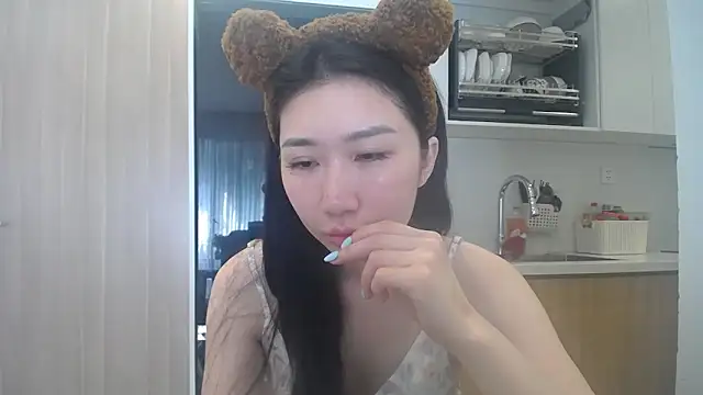 Snapshot of Asiagirll chatting on May 1, 2026, 1:43 am Asiagirll online show from May 1, 2026, 1:43 am