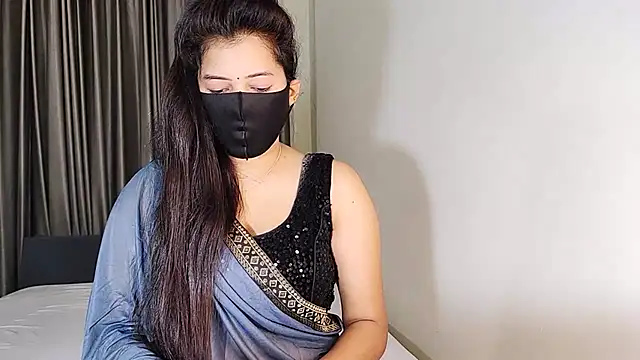 Snapshot of YourLovelyQueen chatting on December 23, 2024, 4:22 am YourLovelyQueen online show from December 23, 2024, 4:22 am