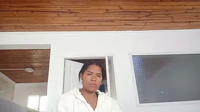 aleixane online show from May 16, 2026, 6:23 am