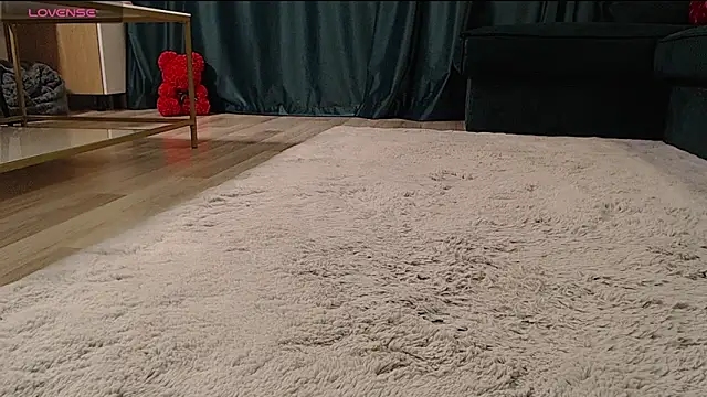 natasha-bigas online show from March 2, 2026, 9:33 pm