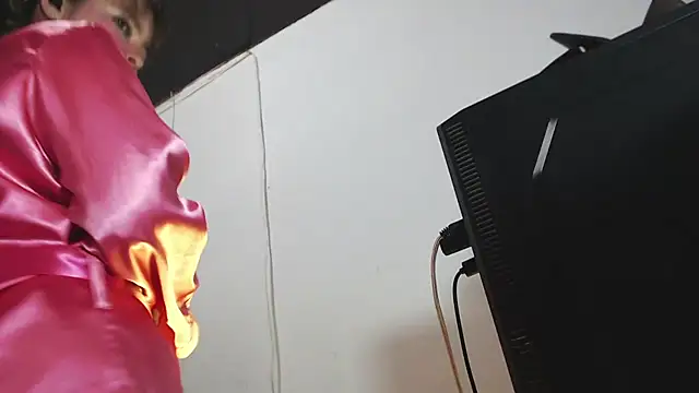 Snapshot of solamatista11 chatting on November 12, 2025, 8:23 pm solamatista11 online show from November 12, 2025, 8:23 pm