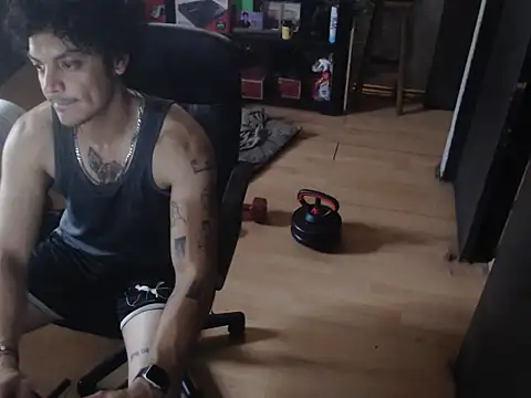 GruesoMexico online show from April 18, 2026, 10:43 pm