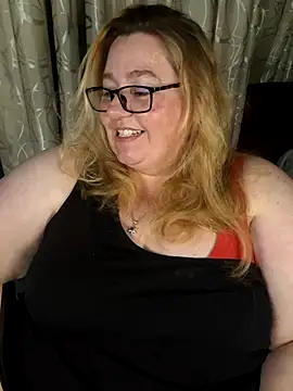 Snapshot of Iceprincess2bad4u chatting on March 20, 2026, 6:09 pm Iceprincess2bad4u online show from March 20, 2026, 6:09 pm