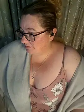 Iceprincess2bad4u online show from May 9, 2026, 6:11 pm