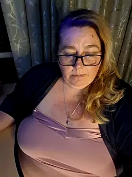 Iceprincess2bad4u online show from May 22, 2026, 5:22 pm