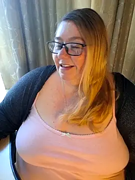 Iceprincess2bad4u online show from May 16, 2026, 5:39 am