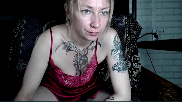 Snapshot of cold_lollipop chatting on September 16, 2025, 6:03 am cold lollipop online show from September 16, 2025, 6:03 am