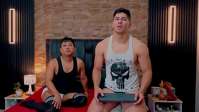 FelipeAndMarcello3 online show from September 9, 2025, 2:26 pm