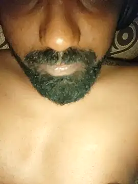 Snapshot of LargishSexiness chatting on January 12, 2026, 10:44 am LargishSexiness online show from January 12, 2026, 10:44 am