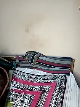 Sweet-Berry online show from January 5, 2025, 5:41 pm