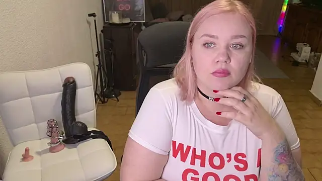 MargotGrey online show from April 17, 2026, 8:06 am