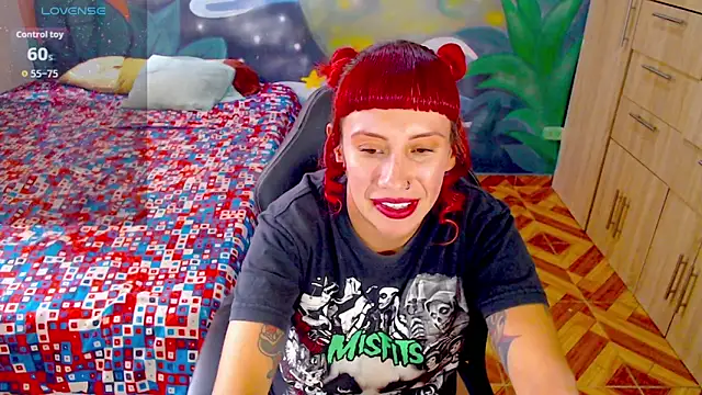 Eimy lorens online show from October 26, 2025, 5:46 pm