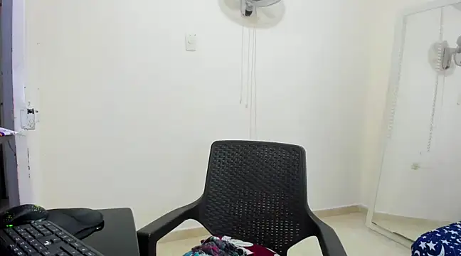 HUGEBOOBS MILF online show from February 14, 2025, 12:41 am