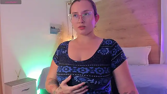 Snapshot of halaaa_1 chatting on October 29, 2025, 7:13 pm halaaa 1 online show from October 29, 2025, 7:13 pm