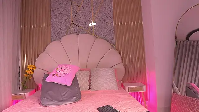 mssburbuja online show from May 22, 2026, 3:15 am