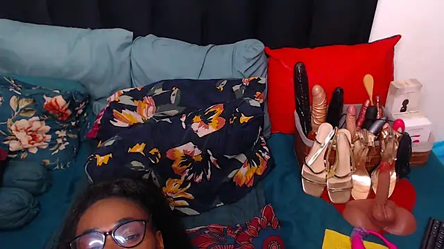 sexybootylicious online show from October 12, 2025, 9:27 pm