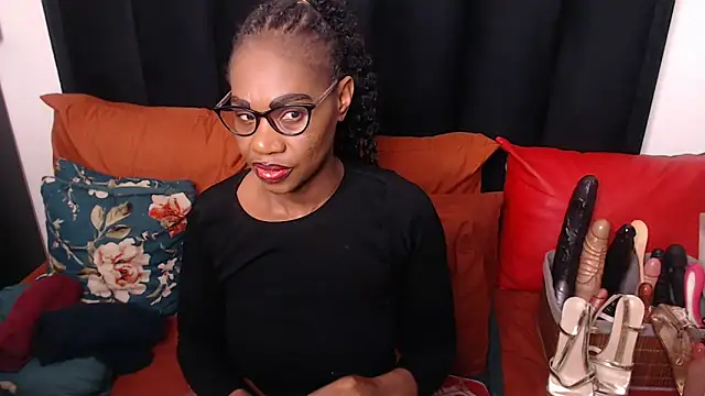 sexybootylicious online show from September 25, 2025, 8:31 am