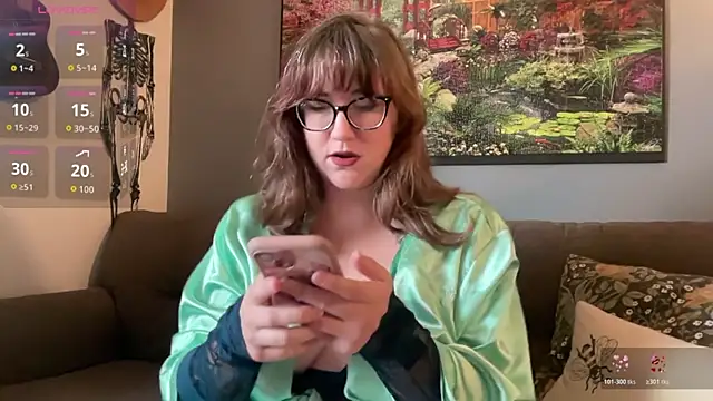 kurvy kitten xo online show from December 2, 2025, 3:03 pm