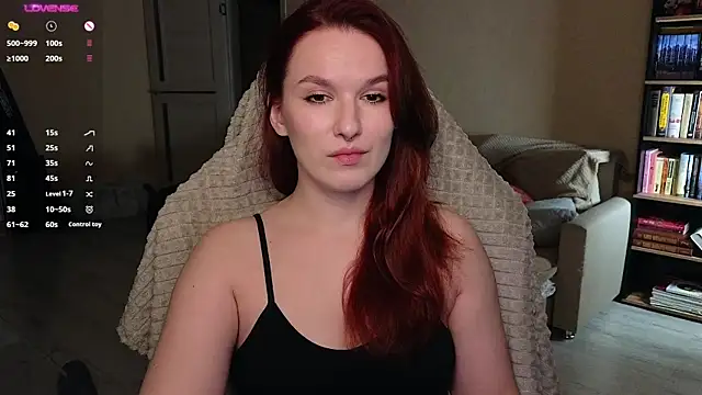 Snapshot of Val_lava chatting on November 26, 2025, 8:20 pm Val lava online show from November 26, 2025, 8:20 pm