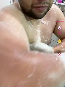 JuanPa secret online show from August 3, 2026, 4:02 pm