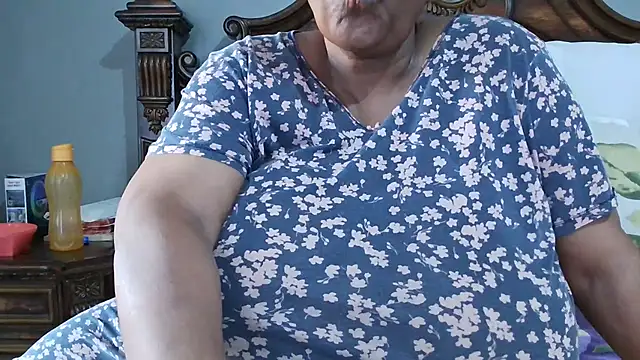 SEXYBOOBSNASS online show from October 12, 2025, 2:51 pm