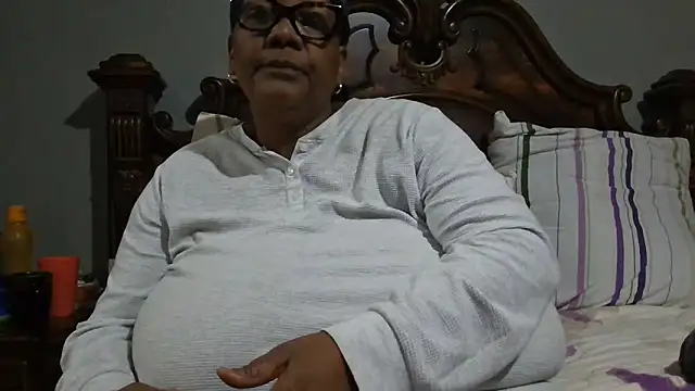 SEXYBOOBSNASS online show from November 8, 2025, 6:44 pm