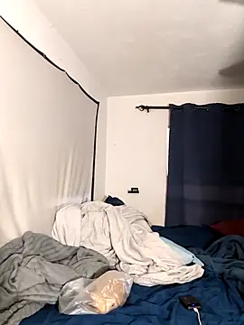 JadaSkyy online show from April 22, 2026, 8:48 pm