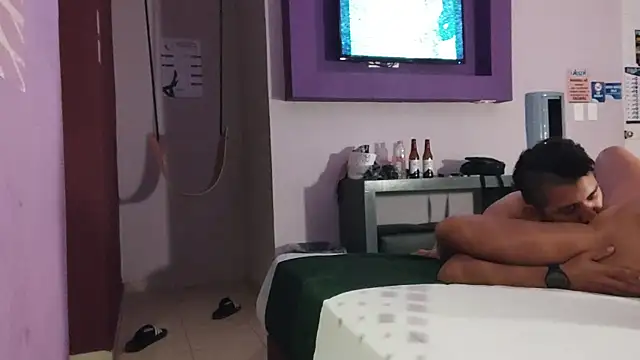 Snapshot of paolaluna03 chatting on February 28, 2025, 4:10 pm paolaluna03 online show from February 28, 2025, 4:10 pm