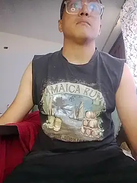 Snapshot of Mghty-cockl88 chatting on November 12, 2025, 1:48 pm Mghty-cockl88 online show from November 12, 2025, 1:48 pm