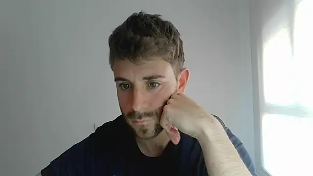 vargas90 online show from April 27, 2026, 11:41 am