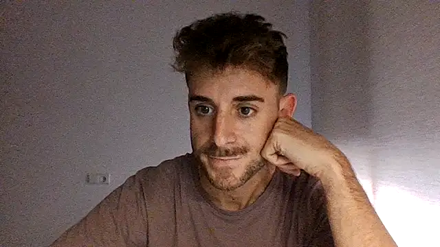 vargas90 online show from October 23, 2025, 10:47 am