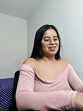 charlotte moineau online show from February 22, 2025, 2:39 am