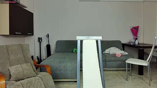 -Rin-Chan online show from March 13, 2026, 2:11 pm