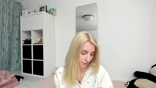 KenzieDawton online show from May 22, 2026, 3:54 pm