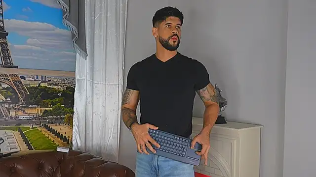 Petesevans online show from May 26, 2026, 12:09 am