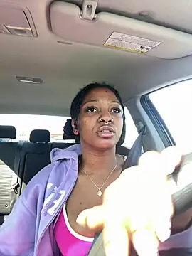 mochamimi online show from March 10, 2026, 4:33 pm