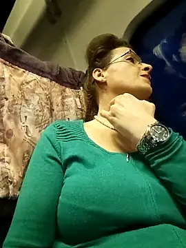 Snapshot of RebeccaNoble chatting on April 9, 2026, 3:08 am RebeccaNoble online show from April 9, 2026, 3:08 am