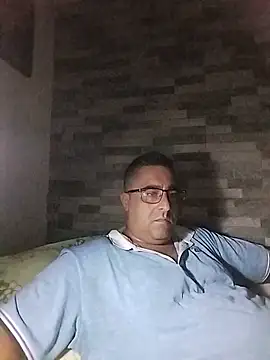 Snapshot of ADRIAN_ADI40 chatting on May 24, 2026, 1:05 am ADRIAN ADI40 online show from May 24, 2026, 1:05 am