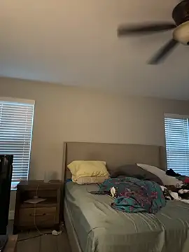 Snapshot of Bronco9602 chatting on November 19, 2025, 10:32 pm Bronco9602 online show from November 19, 2025, 10:32 pm