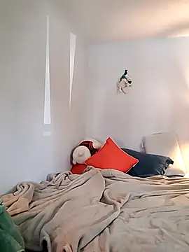 Scarlettishere online show from October 12, 2025, 6:20 pm