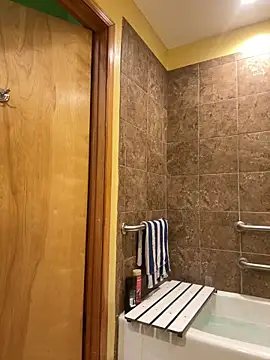 Maculine Stayr online show from February 20, 2025, 8:06 am