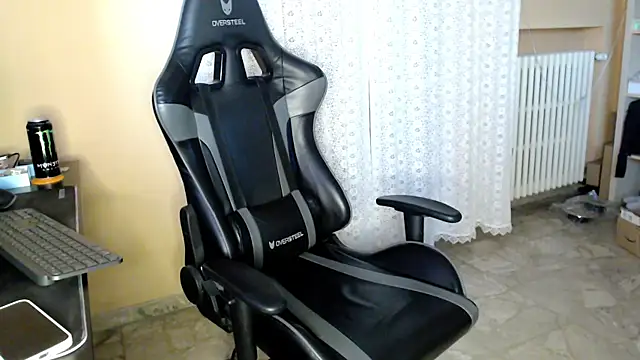 Snapshot of fernan_redsxxx chatting on February 21, 2026, 4:09 pm fernan redsxxx online show from February 21, 2026, 4:09 pm