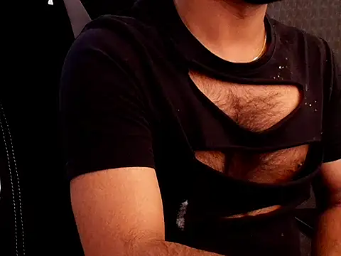 SHENOY3 online show from November 26, 2025, 5:13 pm