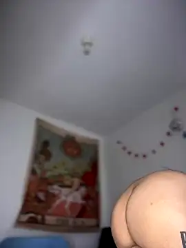 kiaraglam2 online show from October 1, 2025, 1:04 pm